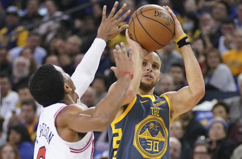 多米全站APP-活塞vs开拓者