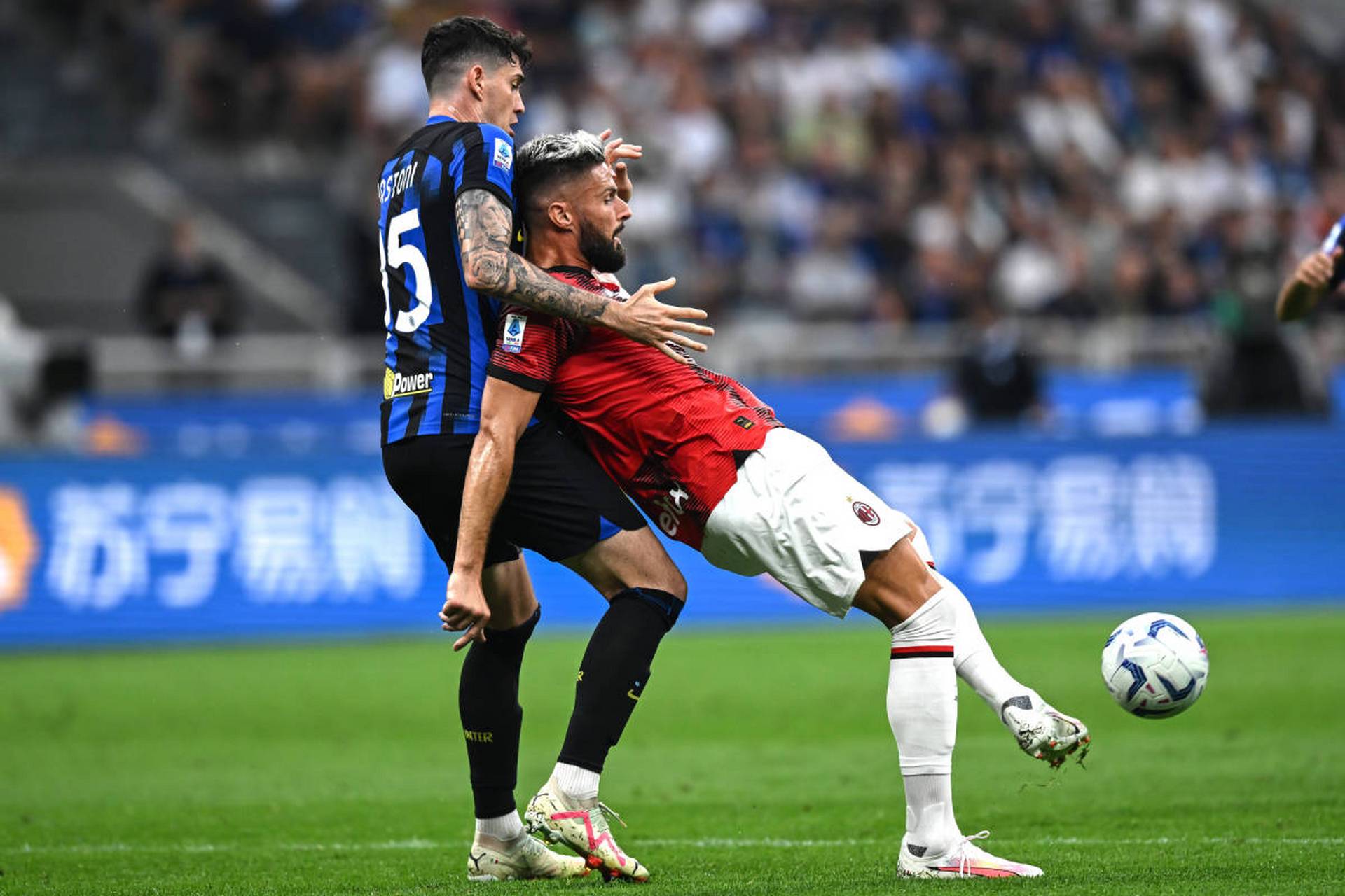 多米下载地址-米兰德比创收视纪录,连战连捷的国际米兰冲击尤文王朝